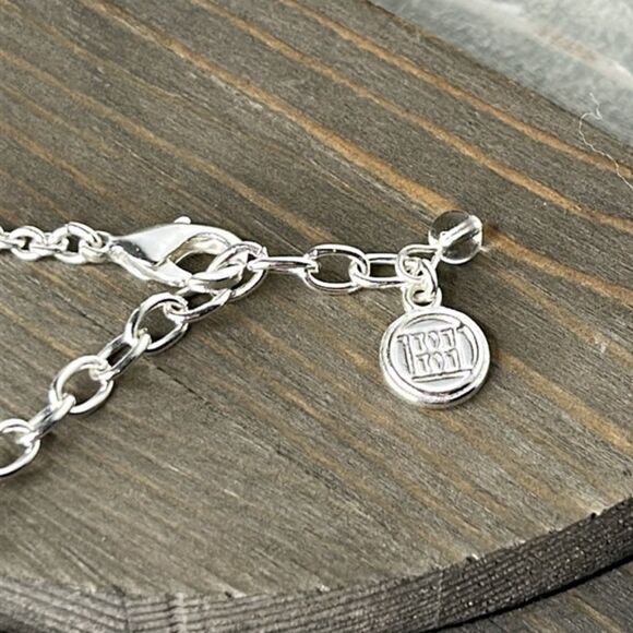 Dana Buchman Stunning Necklaces - Picture 4 of 6